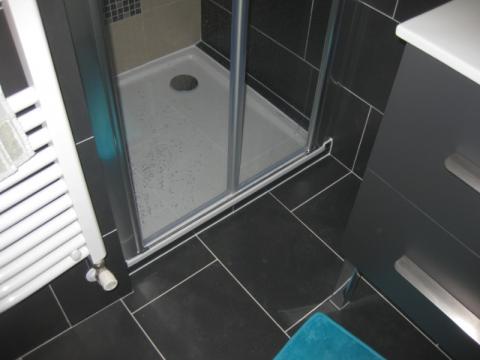 Installation d'une salle de bain clé en main